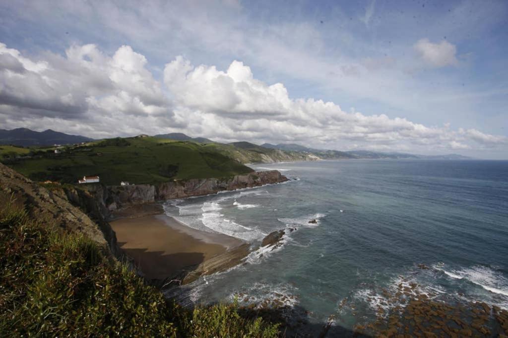 2 Habit, Sala, Terraza, Jardin, Parking Gratis Apartment Zumaia Luaran gambar