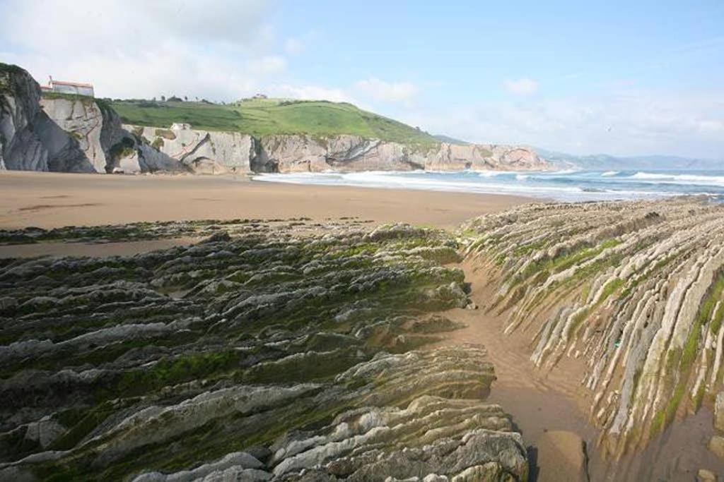 2 Habit, Sala, Terraza, Jardin, Parking Gratis Apartment Zumaia Luaran gambar